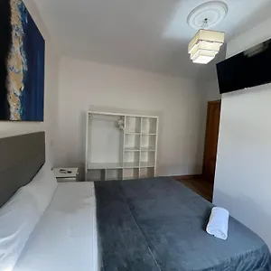 Hello Casa de hóspedes Madri